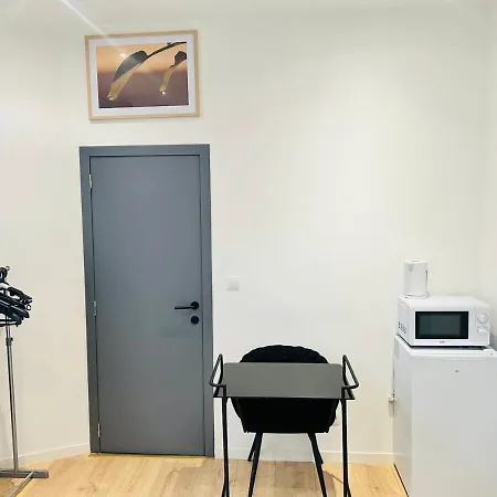 Apparts De Standing Bruxelles Brady Muandaz Exterior photo